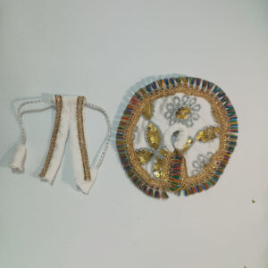 સફેદ વેલ્વેટ મલ્ટીકલર લડ્ડુ ગોપાલ પોશાક ( સાઇઝ નં- 2 )