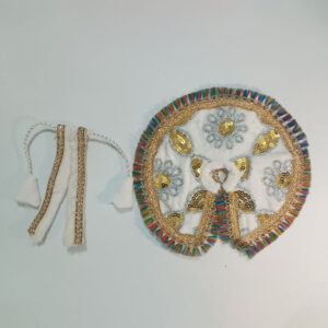 સફેદ વેલ્વેટ મલ્ટીકલર લડ્ડુ ગોપાલ પોશાક ( સાઇઝ નં- 3 )